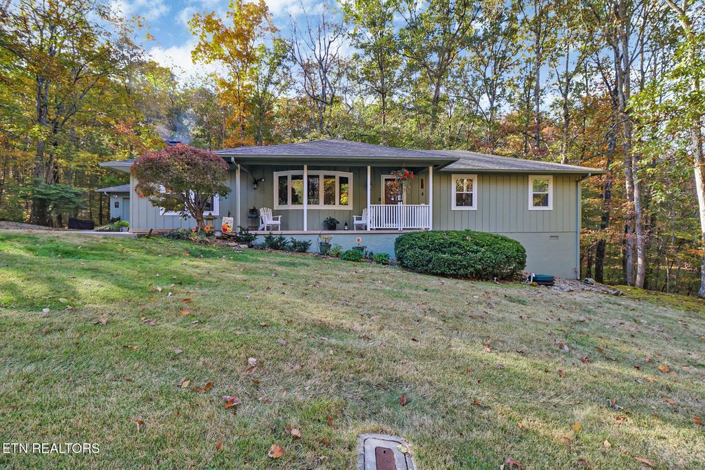 Photo of 226 Snead Drive, Crossville, TN 38558 (MLS # 1319878)