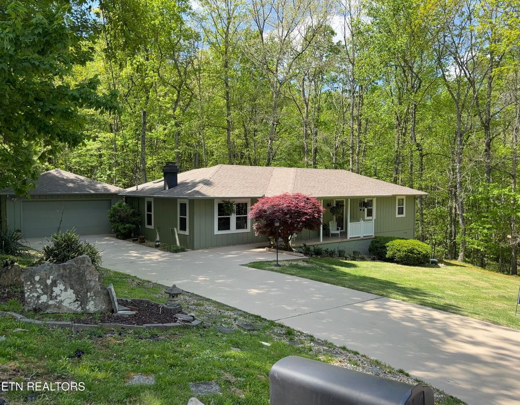 Photo of 226 Snead Drive, Crossville, TN 38558 (MLS # 1319878)