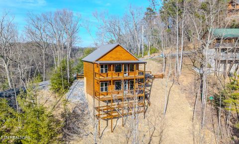 756 Ski View Lane Sevierville TN 37876