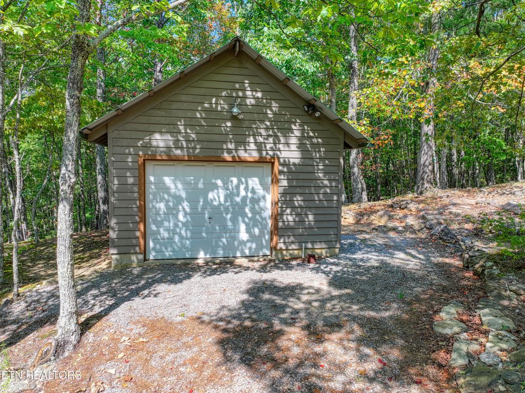 Photo of 417 SMITHFIELD Rd, Tellico Plains, TN 37385 (MLS # 1277680)