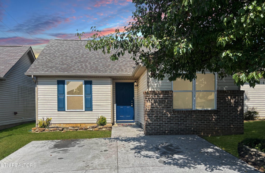 Photo of 5605 Libby Way, Knoxville, TN 37924 (MLS # 1241450)