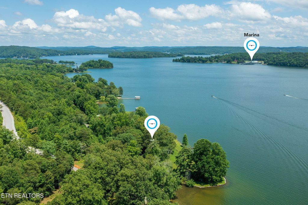 Photo of 592 Eagle Point Drive, Rockwood, TN 37854 (MLS # 1303041)