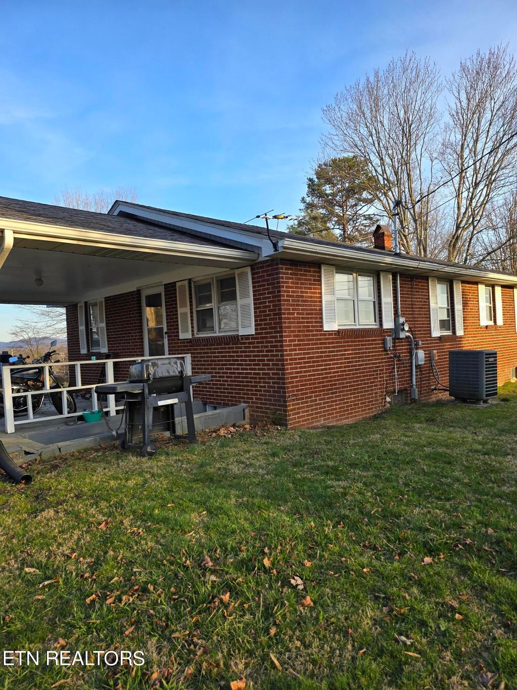 Photo of 1206 Buchanan Rd, Tazewell, TN 37879 (MLS # 1253364)