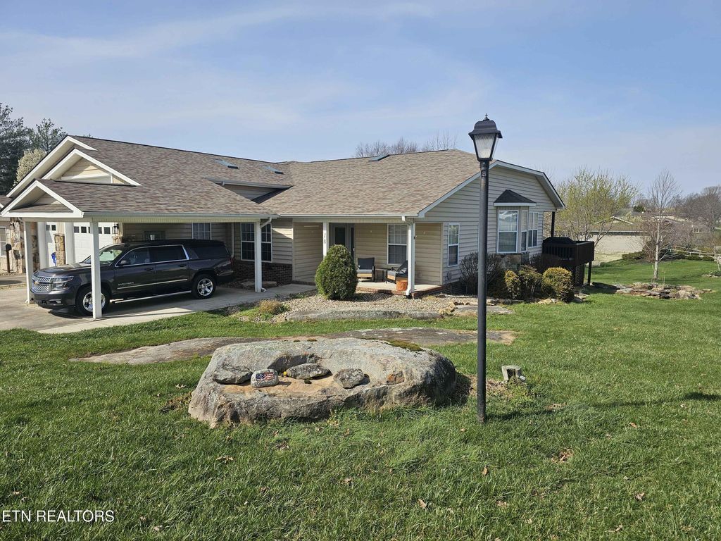 Photo of 18 Our Way Drive, Crossville, TN 38555 (MLS # 1333374)