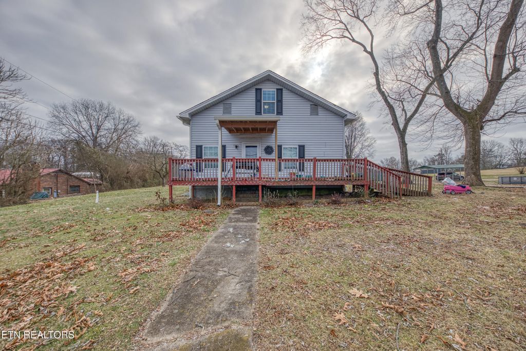 Photo of 286 Harding Rd, Harriman, TN 37748 (MLS # 1328761)