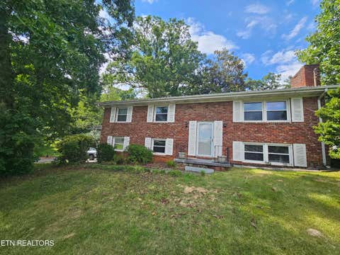 Photo of 1725 S Forest Drive, Knoxville, TN 37920 (MLS # 1350751)