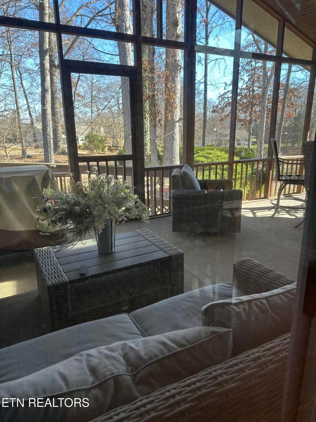 Photo of 135 Inata Circle, Loudon, TN 37774 (MLS # 1324376)