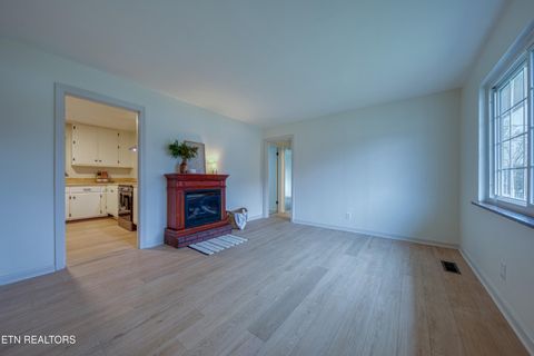 Tiny photo for 2010 Berea Ave, Knoxville, TN 37920 (MLS # 1323745)