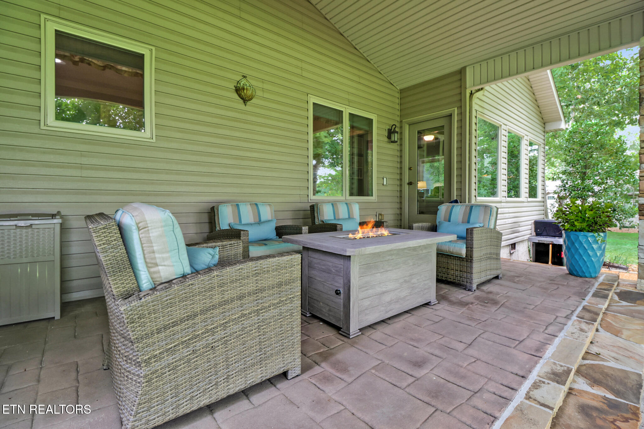 125 Forest Hill Drive