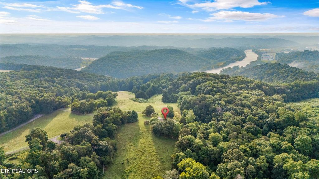 Photo of 150 Day Lane, Clinton, TN 37716 (MLS # 1312986)