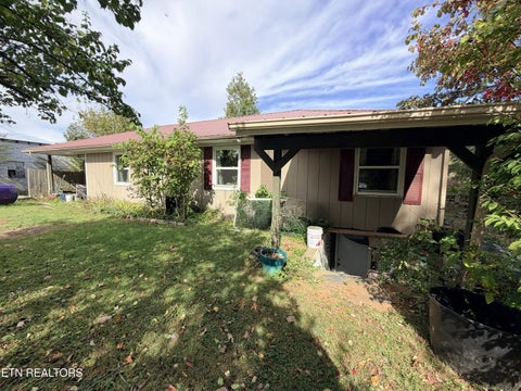 Tiny photo for 3029 N York Hwy, Pall Mall, TN 38577 (MLS # 1359516)