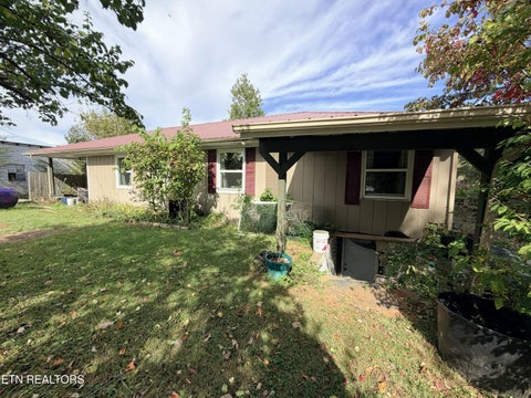 Tiny photo for 3029 N York Hwy, Pall Mall, TN 38577 (MLS # 1359516)