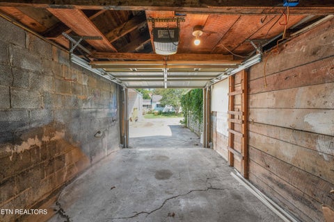 Tiny photo for 109 N Magnolia St, Maryville, TN 37801 (MLS # 1355913)
