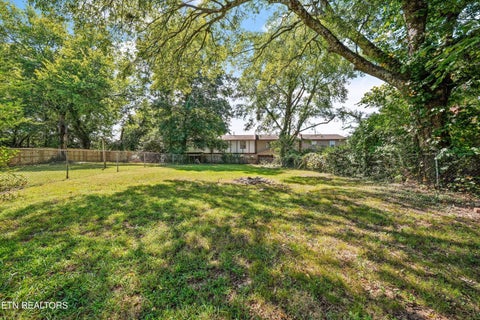 Tiny photo for 109 N Magnolia St, Maryville, TN 37801 (MLS # 1355913)