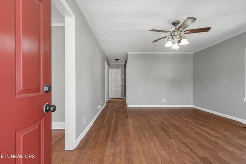 Tiny photo for 109 N Magnolia St, Maryville, TN 37801 (MLS # 1355913)