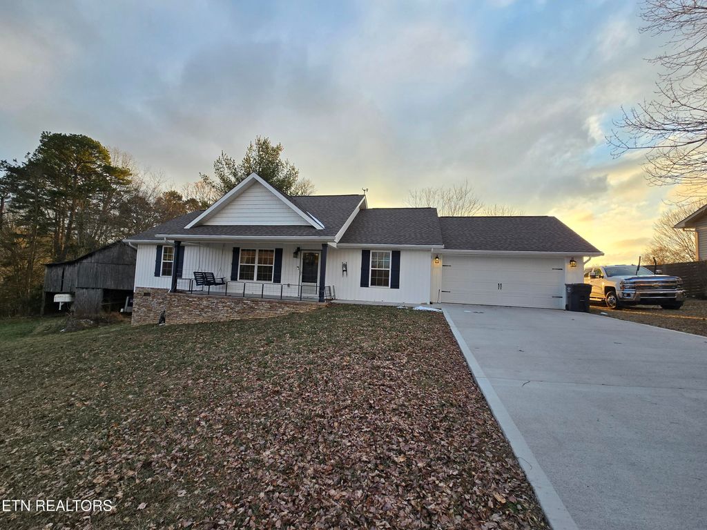 Photo of 149 Michal Lane, New Tazewell, TN 37824 (MLS # 1287897)