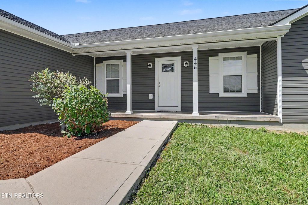 Photo of 446 Stanley Hood Rd, Crossville, TN 38571 (MLS # 1341035)