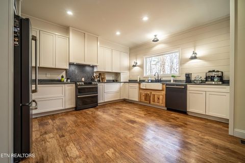 Tiny photo for 226 Meadowood Rd, Newport, TN 37821 (MLS # 1331540)