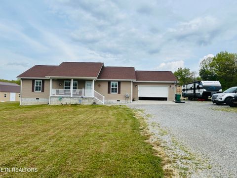 Photo of 233 Georgee Rd, Jamestown, TN 38556 (MLS # 1338296)