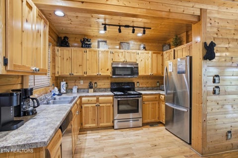 Tiny photo for 2733 Cats Paw Lane, Sevierville, TN 37862 (MLS # 1360300)