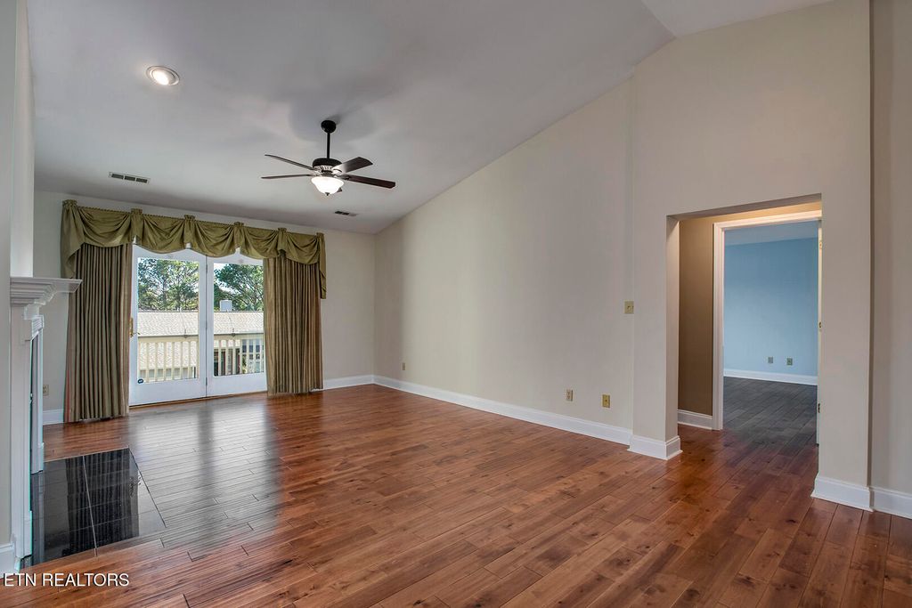 Photo of 128 Bokoshe Circle, Loudon, TN 37774 (MLS # 1326282)