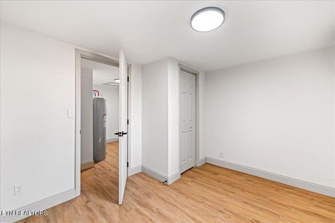 Tiny photo for 124 Blue Drive, LaFollette, TN 37766 (MLS # 1326020)