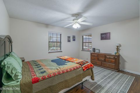 Tiny photo for 174 Jackson Rd, Caryville, TN 37714 (MLS # 1325805)