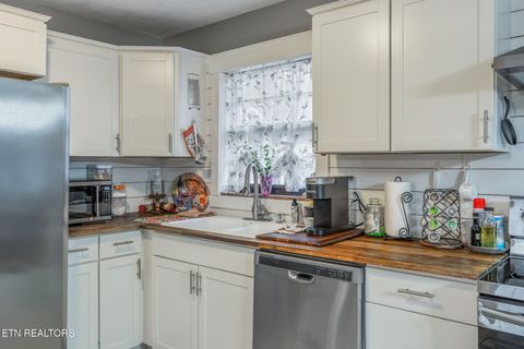 Tiny photo for 174 Jackson Rd, Caryville, TN 37714 (MLS # 1325805)