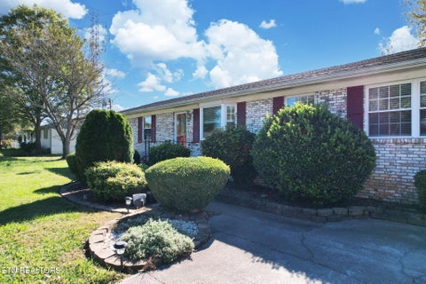 Tiny photo for 5920 Meadowland Drive, Knoxville, TN 37924 (MLS # 1360360)