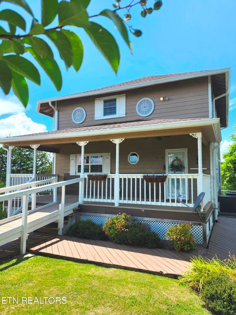 Tiny photo for 1110 Bayfront Drive, Sevierville, TN 37876 (MLS # 1315545)