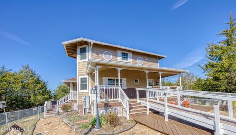 Photo of 1110 Bayfront Drive, Sevierville, TN 37876 (MLS # 1315545)