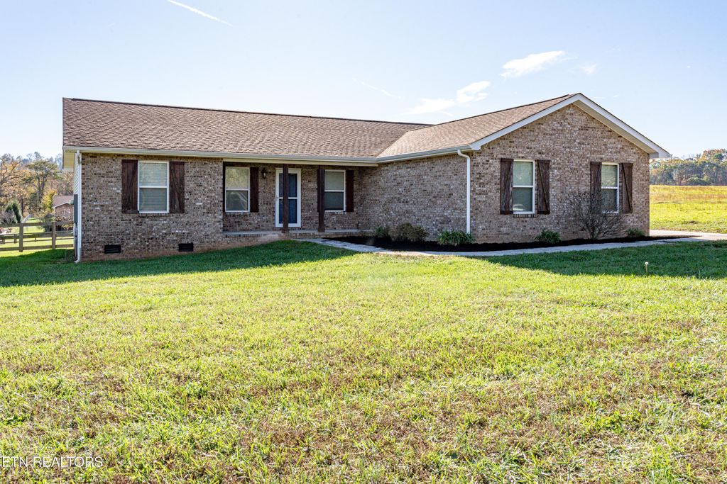 Photo of 1152 N Union Grove Rd, Friendsville, TN 37737 (MLS # 1282641)