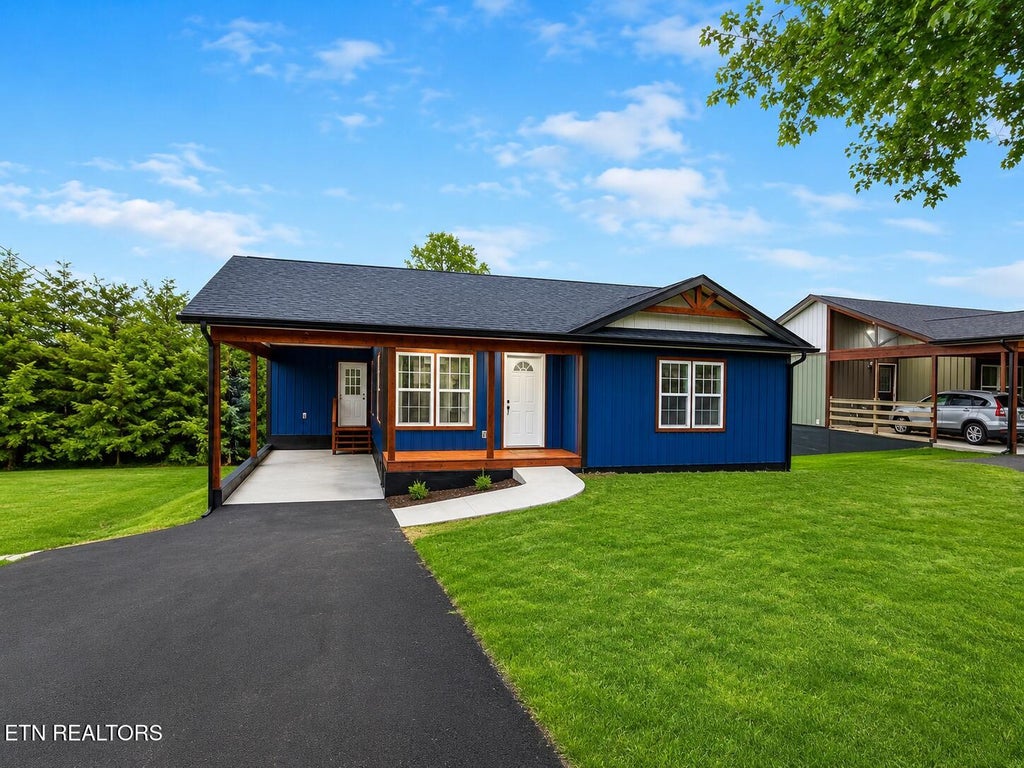 Photo of 186 Granby Lane, Harrogate, TN 37752 (MLS # 1344643)