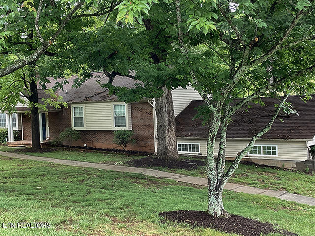 1434 Pine Springs Rd