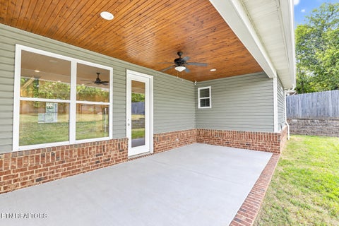 Tiny photo for 2555 Kings Mountain Lane Lane, Knoxville, TN 37920 (MLS # 1356056)