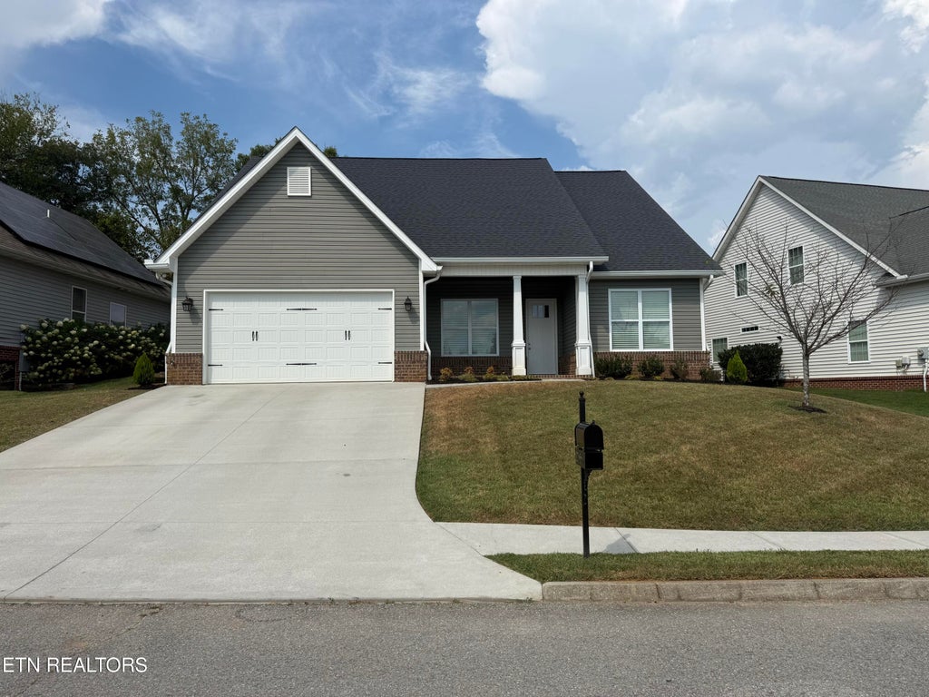 Photo of 2555 Kings Mountain Lane Lane, Knoxville, TN 37920 (MLS # 1356056)