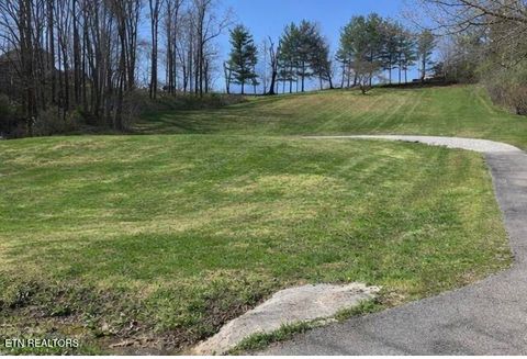 233 Smith Oaks Lane Jacksboro TN 37757