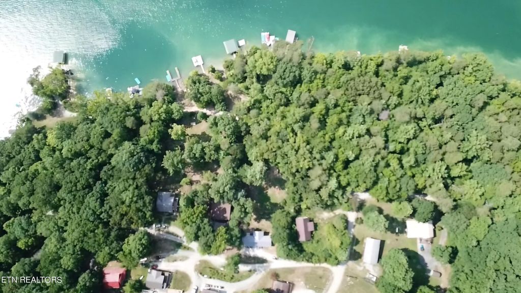 Photo of 110 Lakeview Drive, Maynardville, TN 37807 (MLS # 1268379)