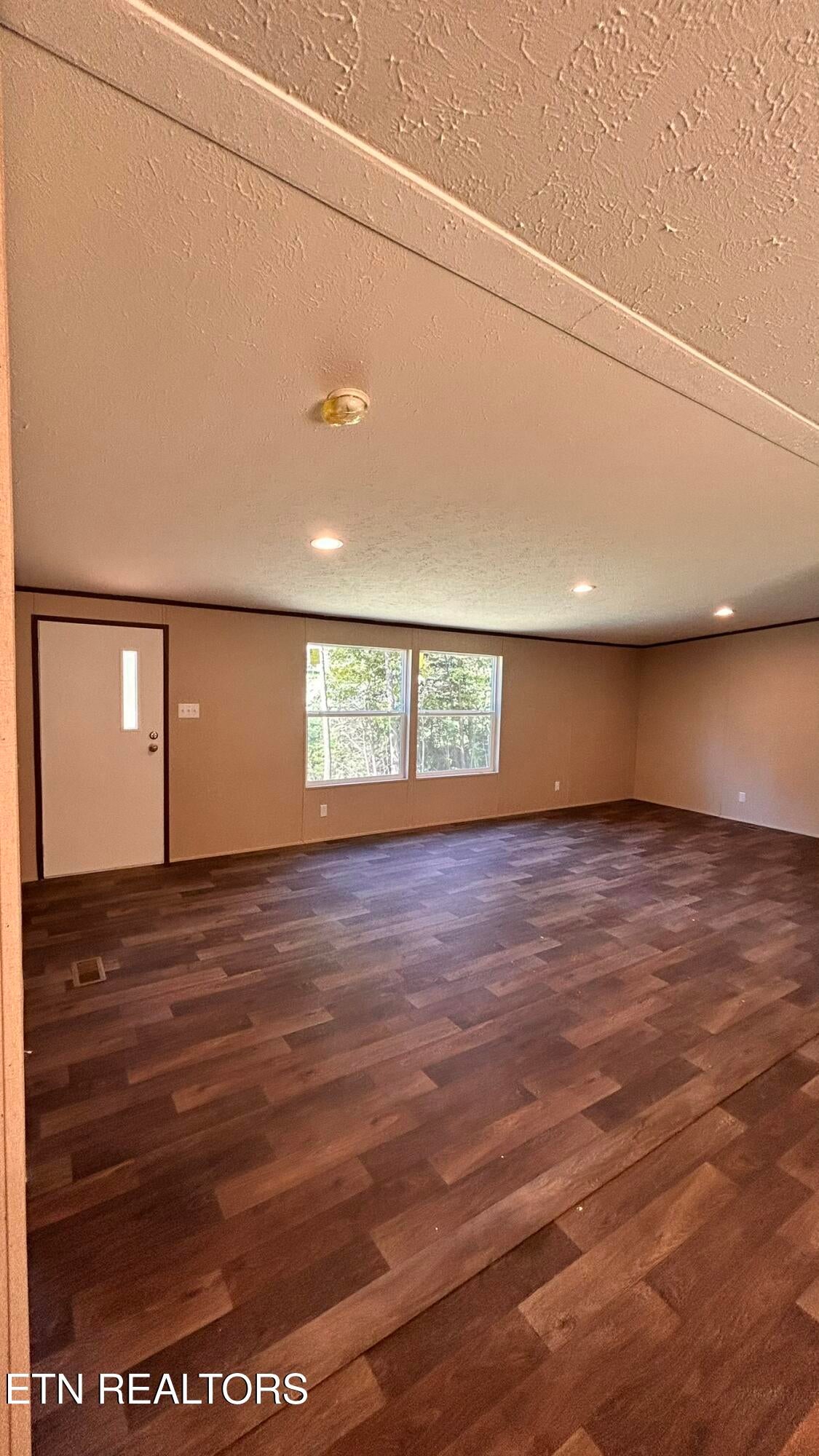 3804 Strong Rd
