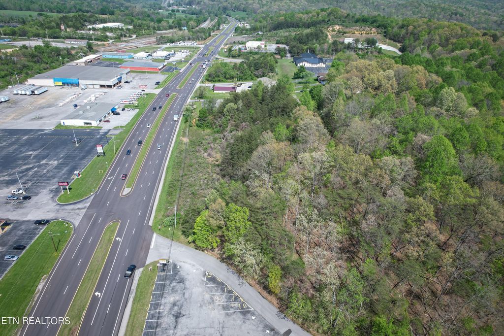 Photo of 2200 N Gateway Ave, Rockwood, TN 37854 (MLS # 1260046)