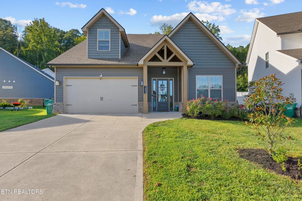 Photo of 1054 Belle Pond Ave, Knoxville, TN 37932 (MLS # 1313672)
