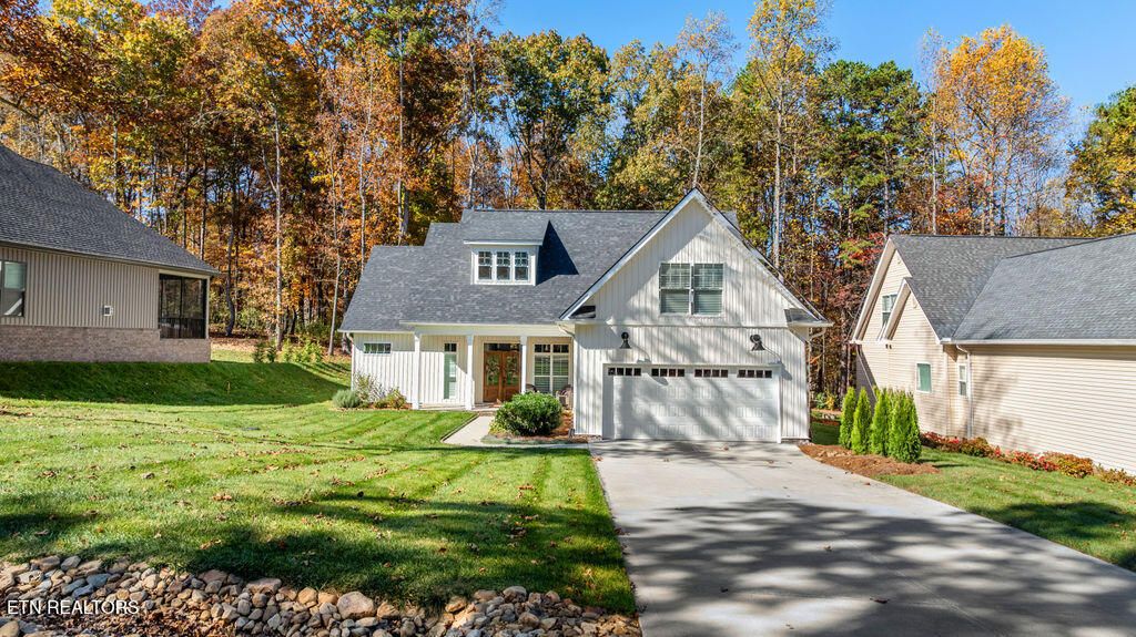 Photo of 210 Erick Lane, Loudon, TN 37774 (MLS # 1330064)