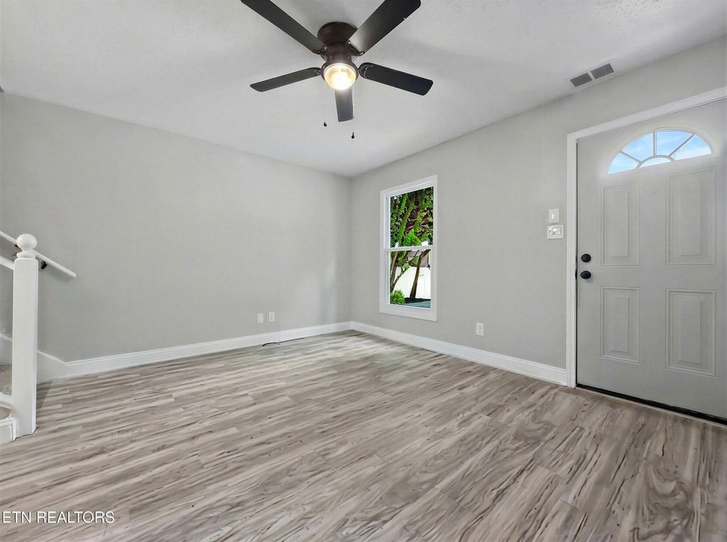 Photo of 944 Piney Grove Church Rd #D7, Knoxville, TN 37909 (MLS # 1345434)