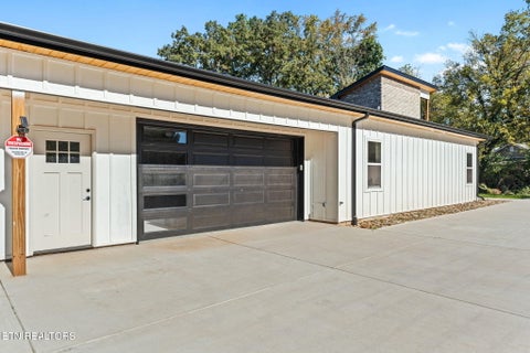 Tiny photo for 433 Haywood Ave, Knoxville, TN 37920 (MLS # 1359796)