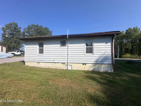 Tiny photo for 1106 Frank Campbell Rd, Jamestown, TN 38556 (MLS # 1355969)