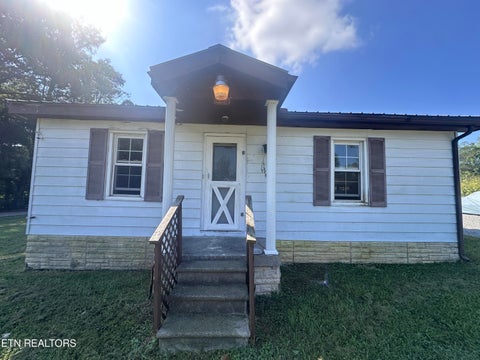 Tiny photo for 1106 Frank Campbell Rd, Jamestown, TN 38556 (MLS # 1355969)