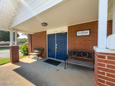 Tiny photo for 210 S Cherry Street ST, Lenoir City, TN 37771 (MLS # 1355815)