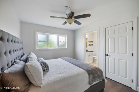 Tiny photo for 185 W Deer Village Lane #B, LaFollette, TN 37766 (MLS # 1339268)