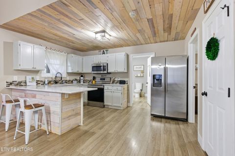 Tiny photo for 3401 Mountain Overlook Way, Sevierville, TN 37876 (MLS # 1324436)