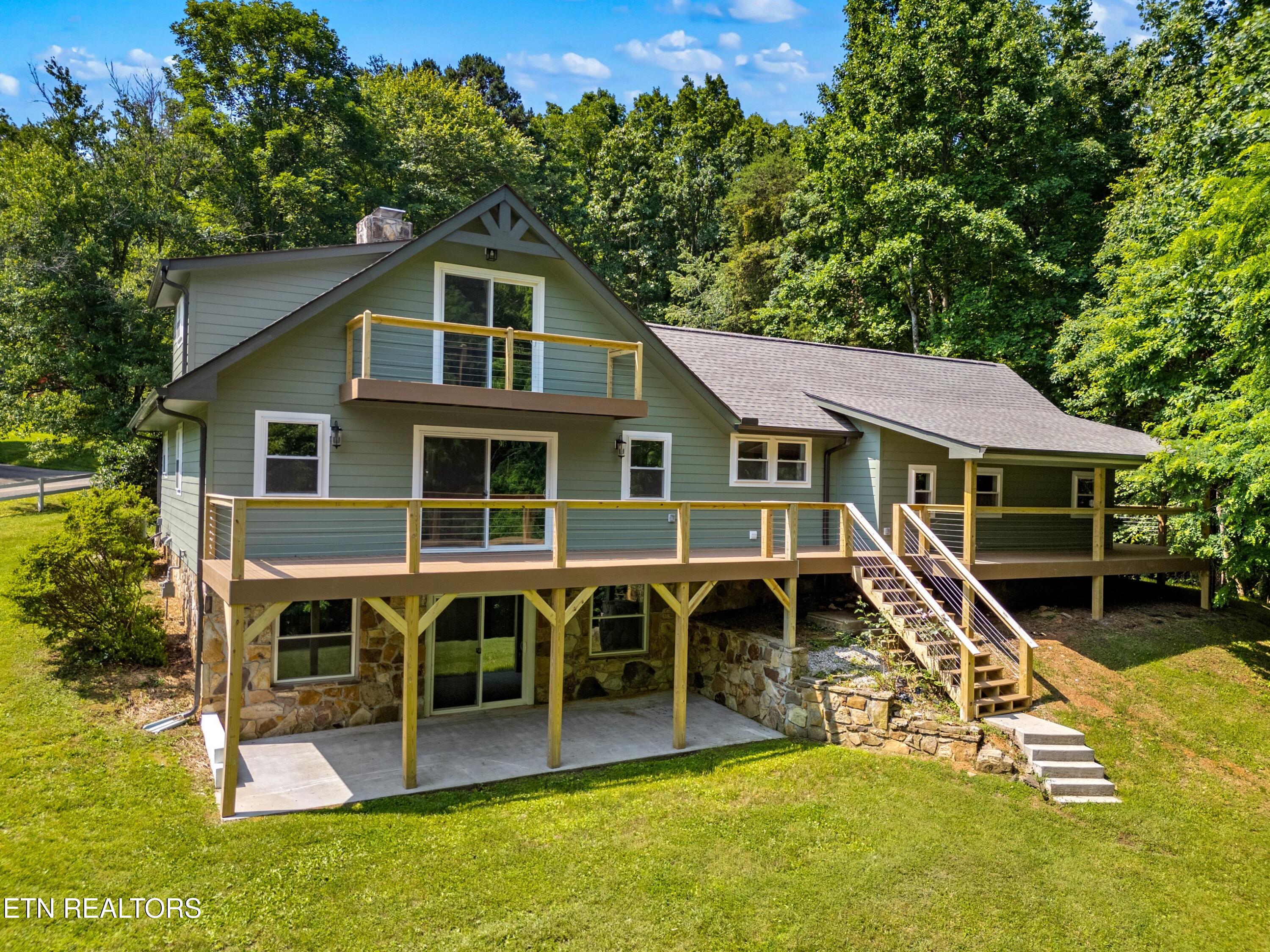 627 Heather Brook Circle